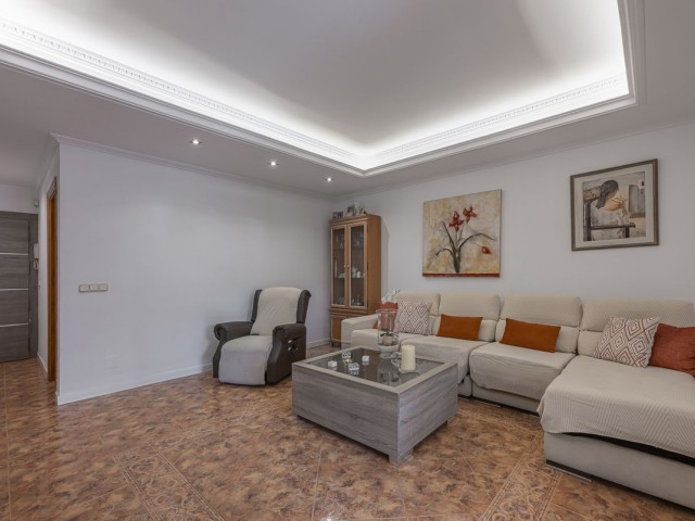 3 Bedrooms Apartment in Nueva Andalucía