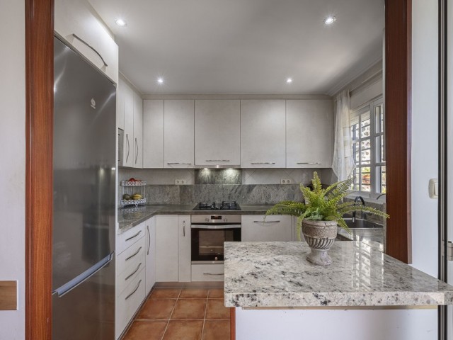 3 Bedrooms Apartment in Nueva Andalucía