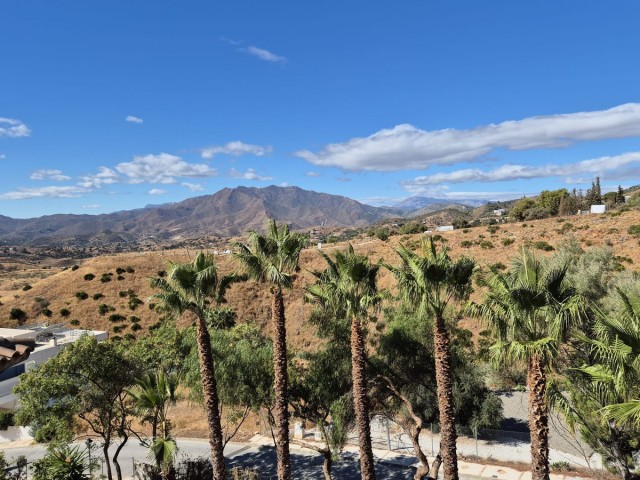 4 Schlafzimmer Villa in Valtocado