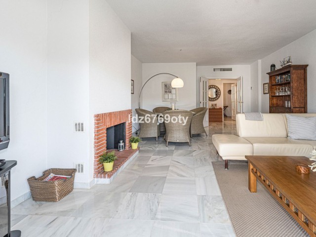 3 Bedrooms Apartment in Benalmadena Costa