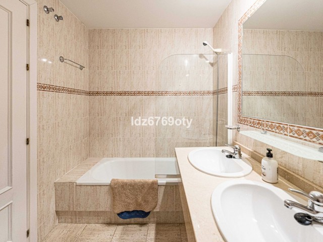 3 Bedrooms Apartment in Benalmadena Costa