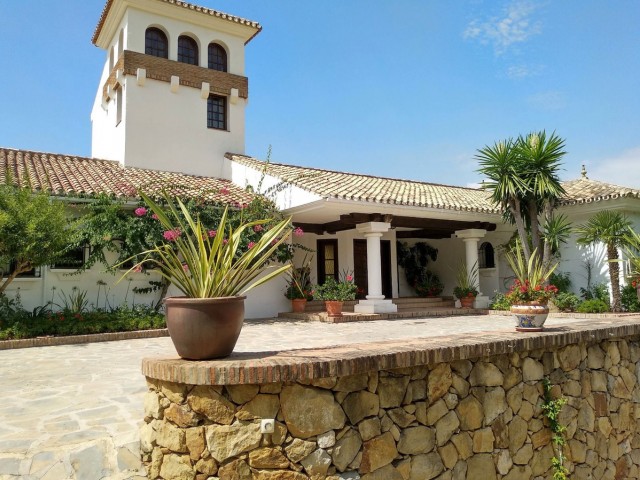 6 Slaapkamer Villa in Istán