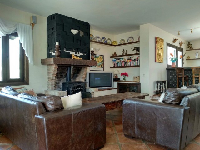 6 Slaapkamer Villa in Istán