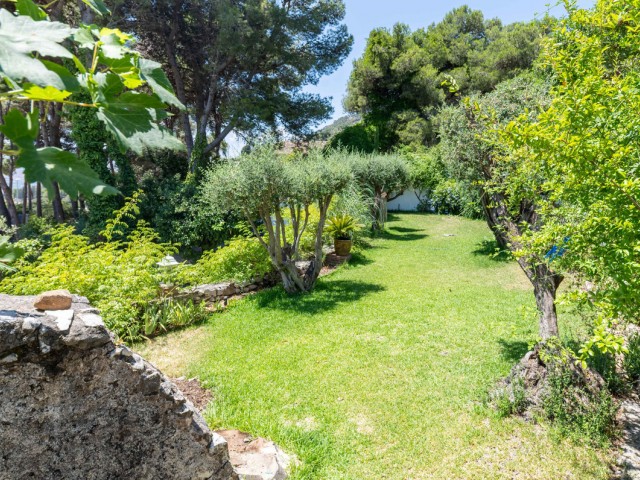 5 Bedrooms Villa in Mijas