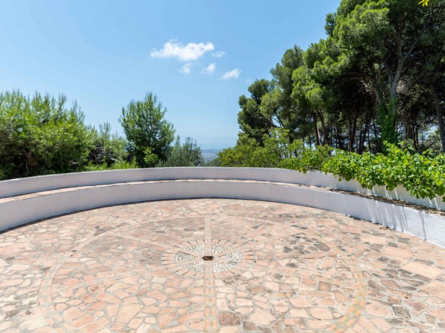 Villa con 5 Dormitorios  en Mijas