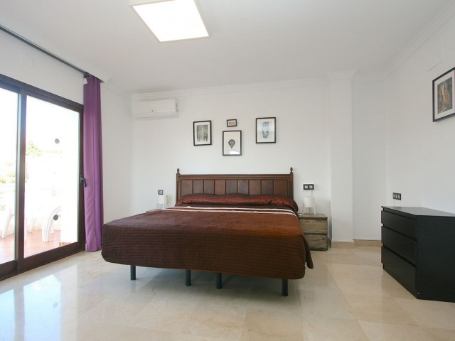 8 Schlafzimmer Villa in Sierrezuela