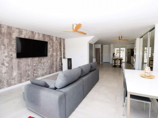 3 Schlafzimmer Reihenhaus in La Cala de Mijas