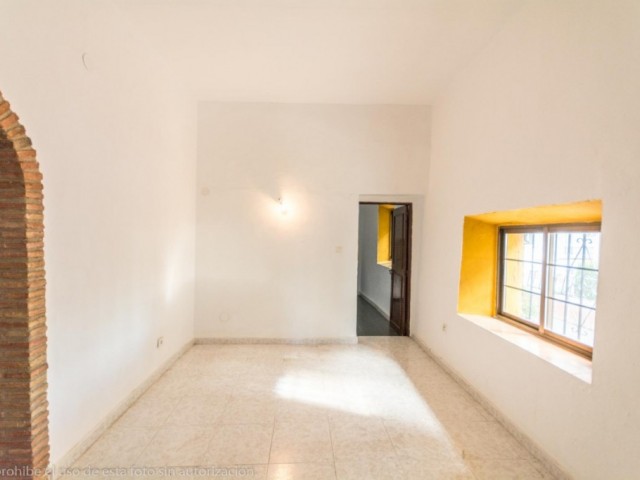 5 Bedrooms Villa in Mijas