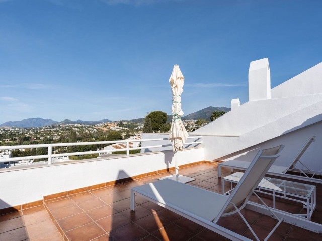 3 Schlafzimmer Reihenhaus in Nueva Andalucía