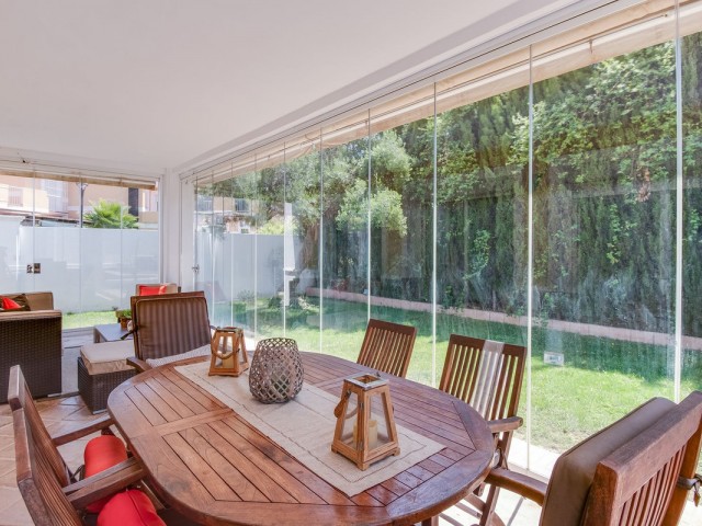 4 Soveroms Villa i La Duquesa