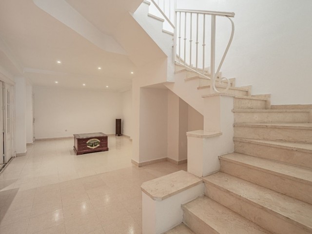 4 Makuuhuoneen Rivitalo Benahavís