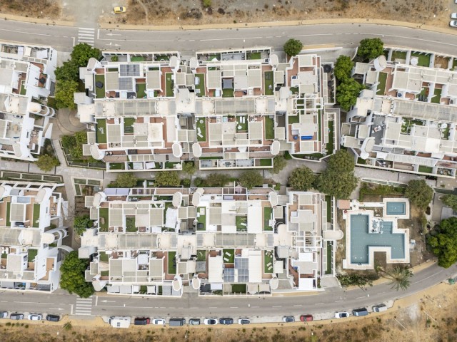 Apartamento con 3 Dormitorios  en La Cala de Mijas