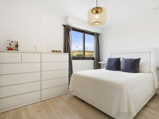 Apartamento con 3 Dormitorios  en La Cala de Mijas