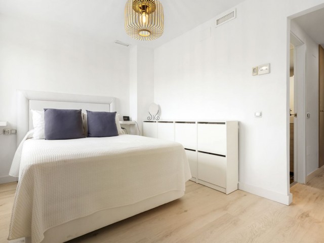 Apartamento con 3 Dormitorios  en La Cala de Mijas