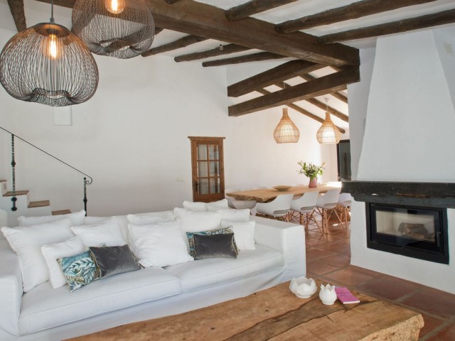 4 Bedrooms Villa in Canillas de Aceituno