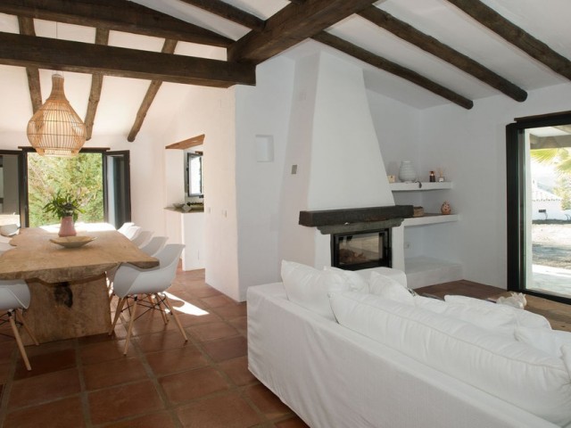 4 Bedrooms Villa in Canillas de Aceituno