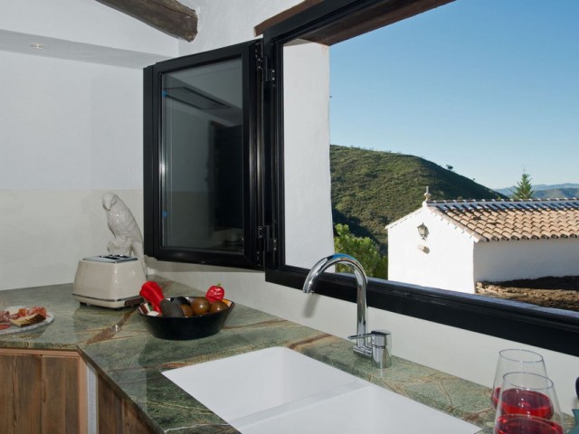 4 Bedrooms Villa in Canillas de Aceituno