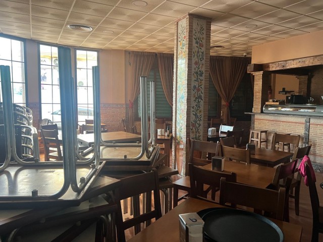 4 Schlafzimmer Villa in Estepona