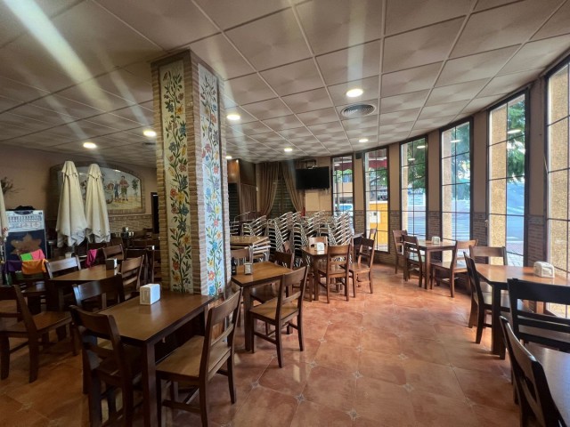 4 Schlafzimmer Villa in Estepona