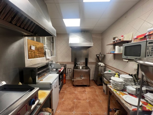 4 Schlafzimmer Villa in Estepona