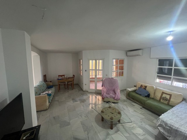 4 Schlafzimmer Villa in Estepona