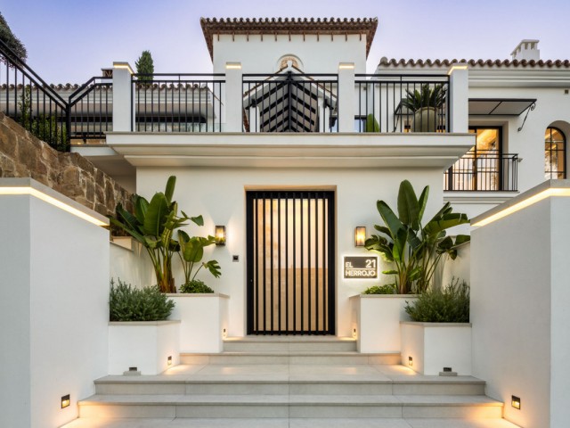 5 Sovrums Villa i Benahavís