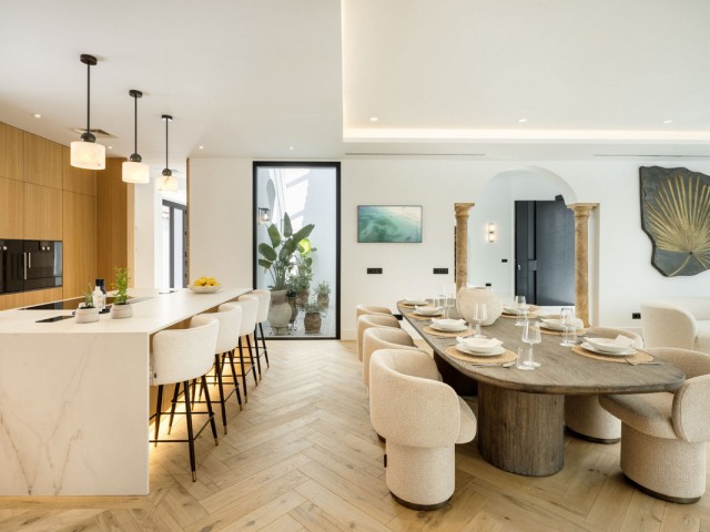 5 Sovrums Villa i Benahavís