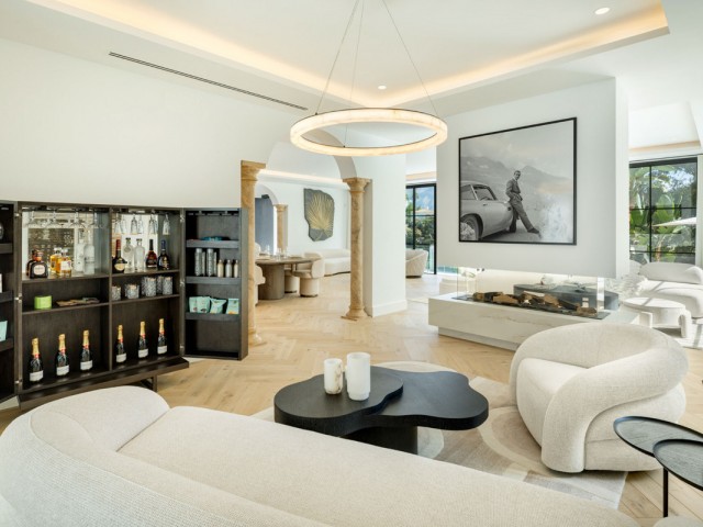 5 Sovrums Villa i Benahavís