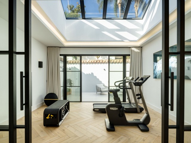 5 Sovrums Villa i Benahavís