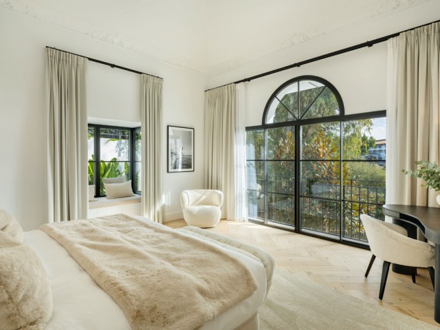 5 Sovrums Villa i Benahavís