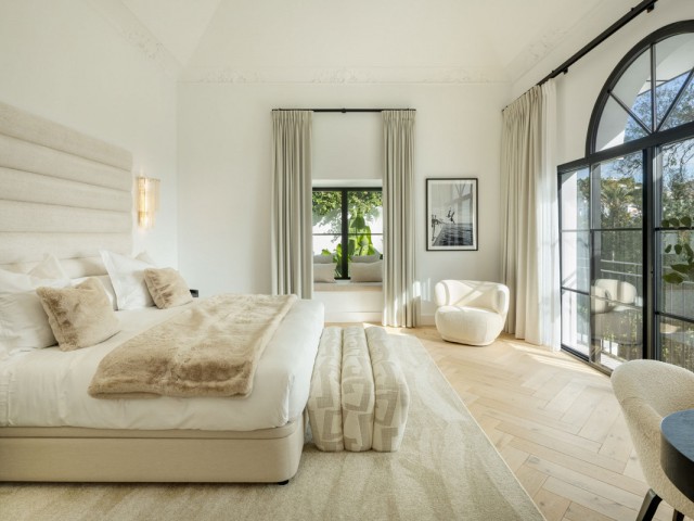 5 Sovrums Villa i Benahavís