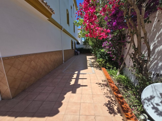 2 Bedrooms Apartment in Marbella