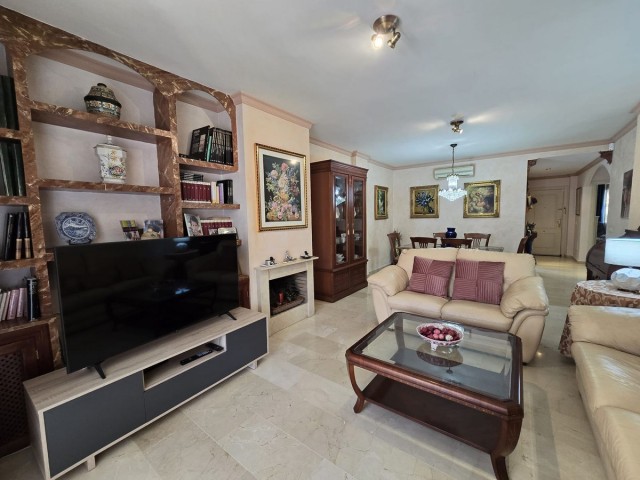 2 Bedrooms Apartment in Marbella