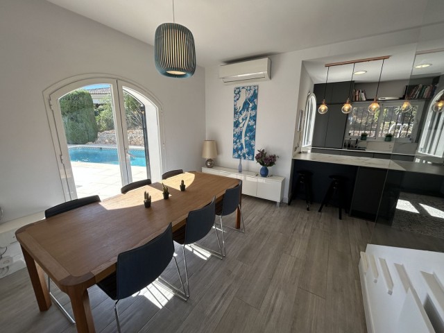 5 Schlafzimmer Villa in Elviria