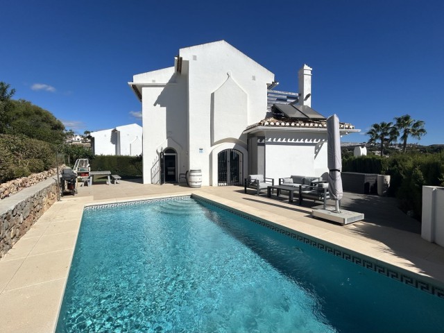 5 Schlafzimmer Villa in Elviria