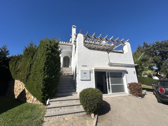 5 Schlafzimmer Villa in Elviria