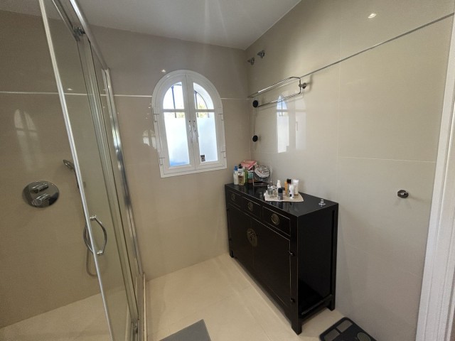 5 Schlafzimmer Villa in Elviria