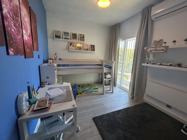 5 Schlafzimmer Villa in Elviria