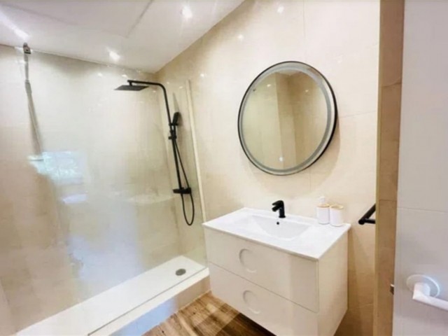 2 Schlafzimmer Apartment in Nueva Andalucía