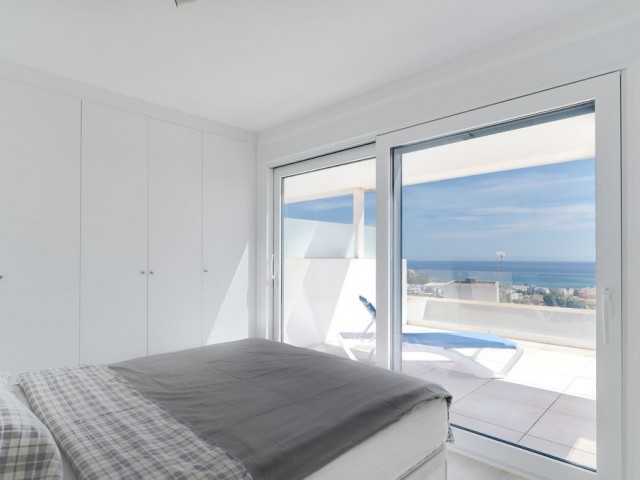 Penthouse in Casares Playa