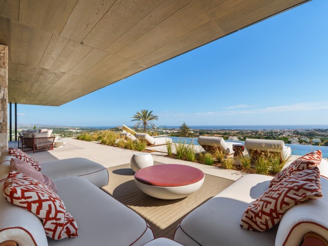 8 Sovrums Villa i Benahavís