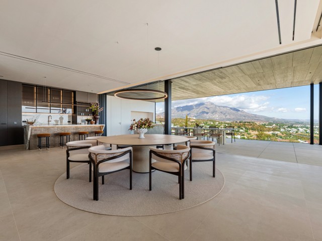 8 Sovrums Villa i Benahavís