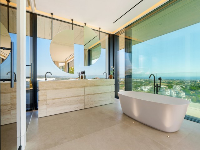 8 Sovrums Villa i Benahavís