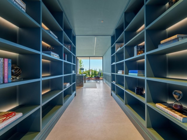 8 Sovrums Villa i Benahavís