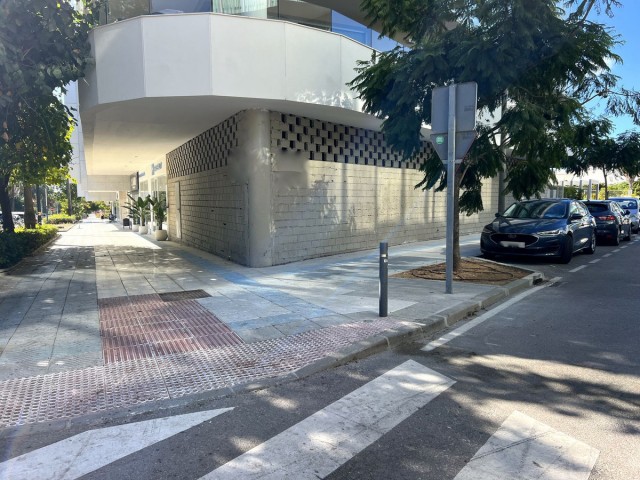 Kommerziell San Pedro de Alcántara - R5202820