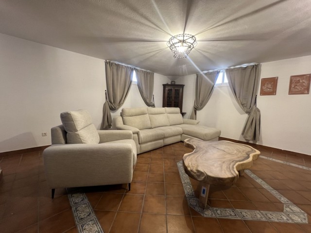 5 Bedrooms Villa in San Pedro de Alcántara