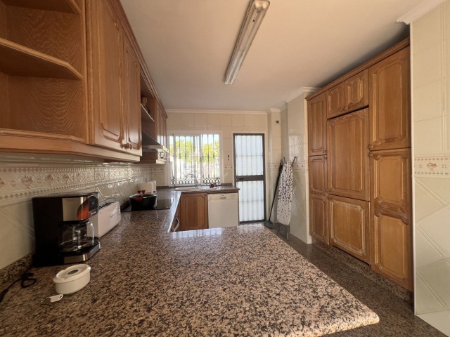 5 Bedrooms Villa in San Pedro de Alcántara