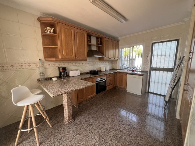 5 Bedrooms Villa in San Pedro de Alcántara