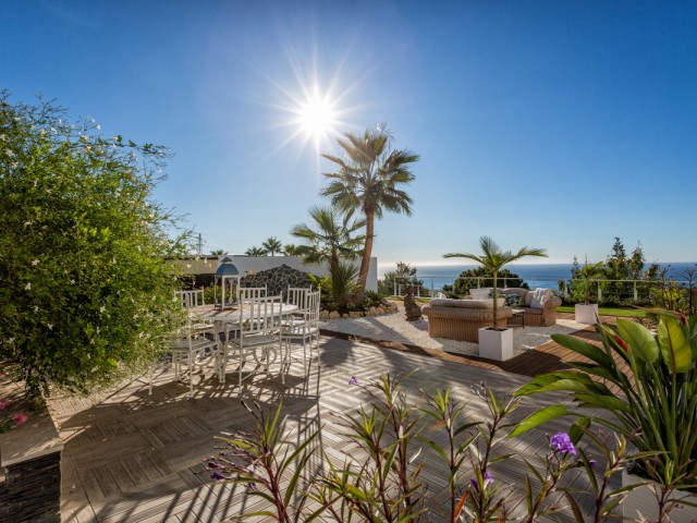 7 Sovrums Villa i Estepona