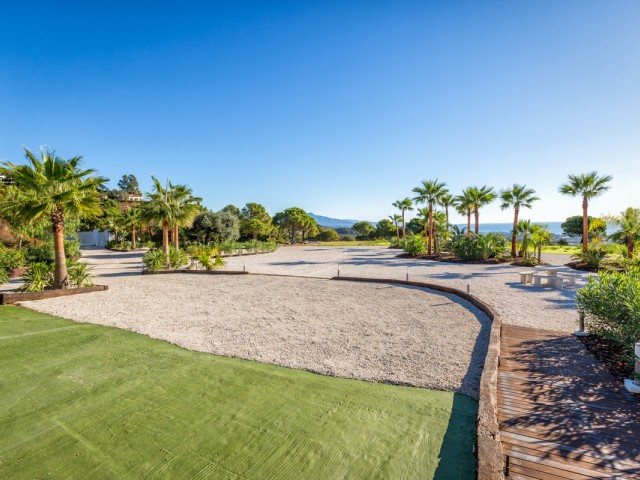 7 Sovrums Villa i Estepona